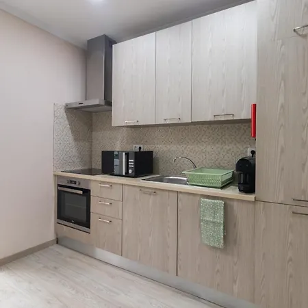 Saltwater Apartment *