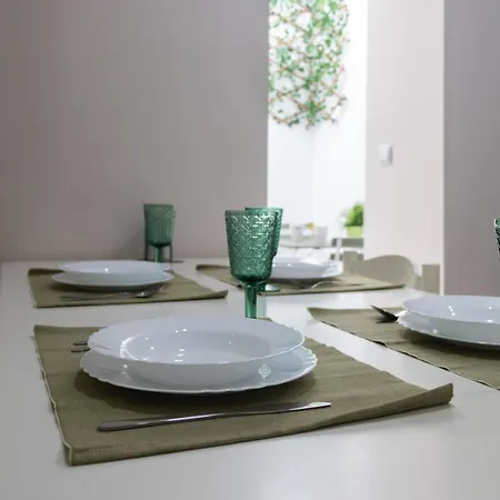 Saltwater Apartment *